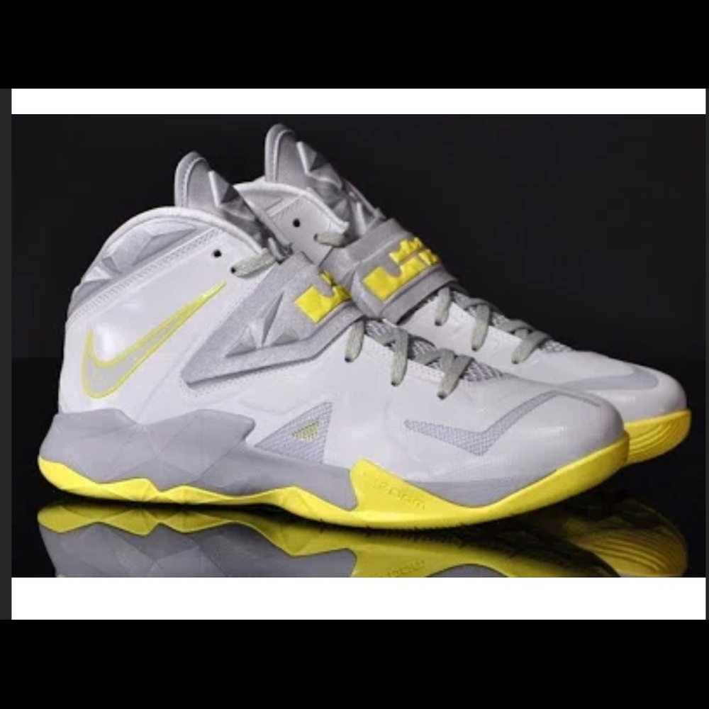 LeBron’s Nike Zoom Soldier VII